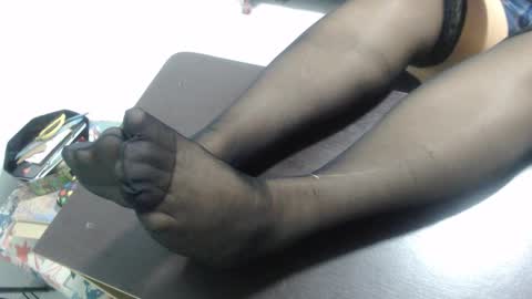 ...Ariana... online show from November 29, 7:10 pm