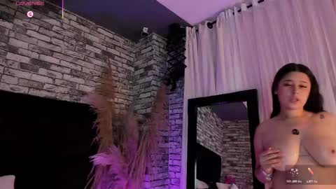 -  -. .- Ariadna -. .-  - online show from March 17, 12:54 pm