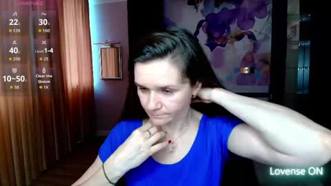 AriaGray online show from April 22, 11:50 am