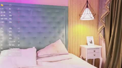 ariana_carterr online show from June 3, 7:30 pm
