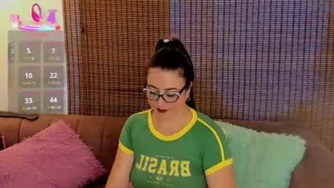 Ariana Cruz online show from April 21, 12:45 pm