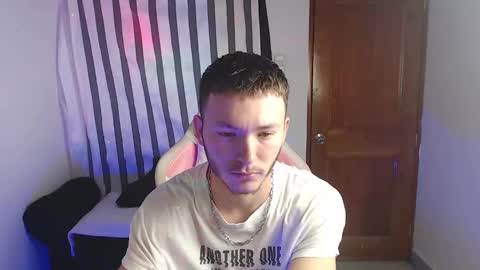 ariana_esteban07 online show from March 7, 10:26 am