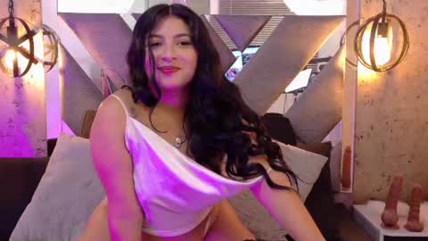 Ariana online show from July 10, 2:33 pm