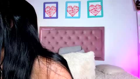 Susan online show from March 12, 7:04 pm