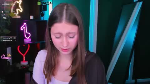 arianaa_cat online show from April 26, 7:11 pm