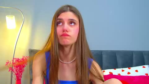 Ariana online show from March 18, 8:37 pm