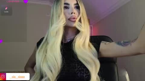 Ariana online show from April 24, 6:32 pm