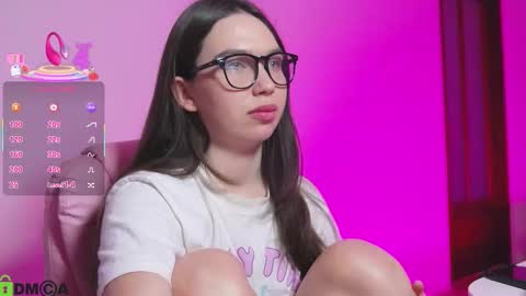 arianahot777 online show from November 28, 1:57 am