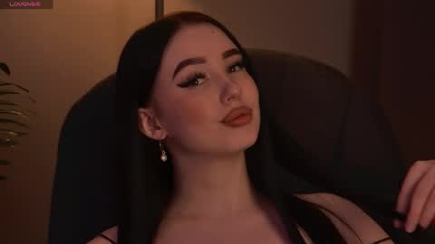 arianapurr online show from April 15, 4:21 pm