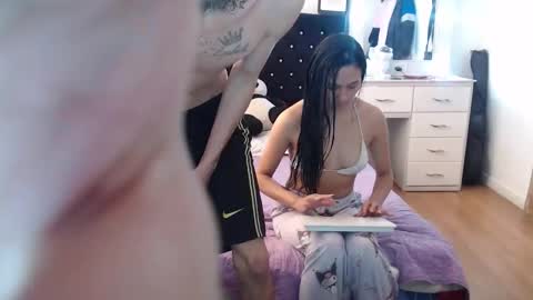 arianna and max online show from October 26, 3:01 pm