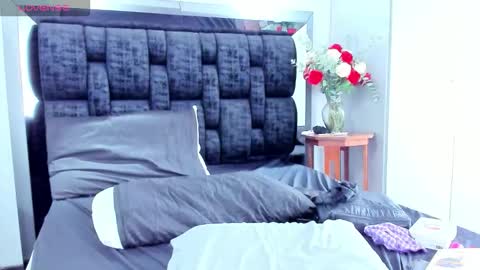 ---Arianna--- online show from November 16, 4:42 pm