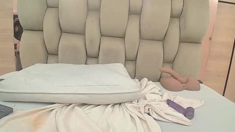 arianna pearl online show from February 6, 6:24 pm