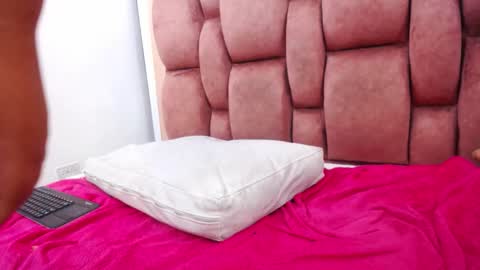 arianna pearl online show from October 11, 1:49 pm