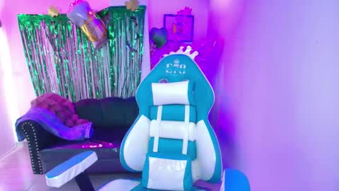 arianna_sweeet online show from March 20, 4:50 am