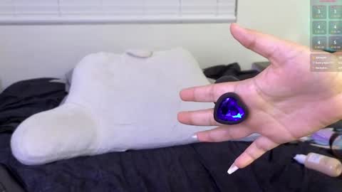 Arianna Pea online show from January 3, 7:16 am