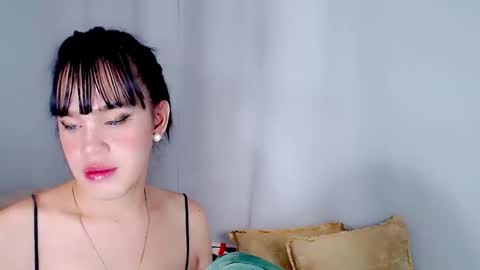 Snapshot of arianne_xoxo777 chatting on October 9, 11:32 pm ARIANNE CUMS online show from October 9, 11:32 pm