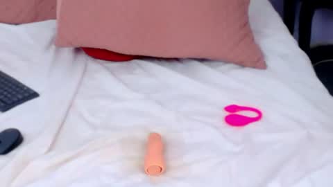 Aria online show from June 27, 5:24 am