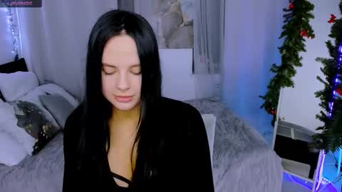 Aria online show from December 16, 8:48 pm