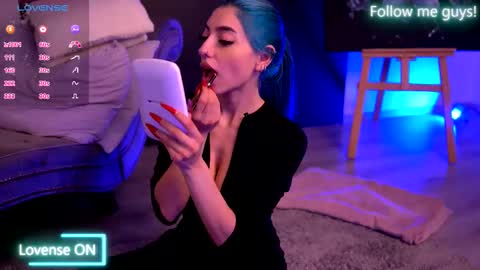 Snapshot of ariaxstark chatting on October 11, 9:18 pm Aria online show from October 11, 9:18 pm