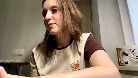 Mia online show from July 8, 5:49 pm