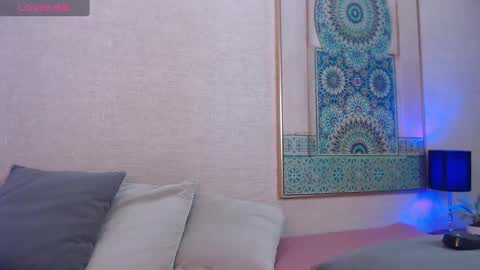 Ariel online show from March 3, 3:32 pm