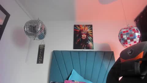 ariel_wish online show from April 22, 1:29 pm