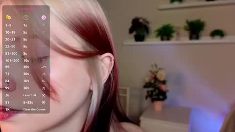 Ariel online show from October 14, 2:42 pm