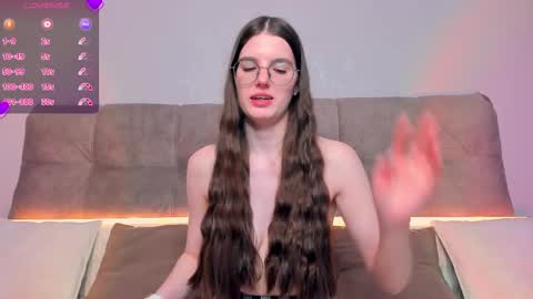 Snapshot of ariellateska chatting on March 6, 7:58 am Ariella online show from March 6, 7:58 am