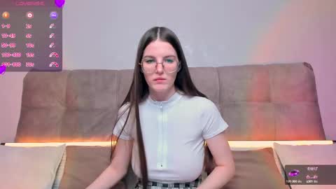 Snapshot of ariellateska chatting on March 11, 7:14 am Ariella online show from March 11, 7:14 am