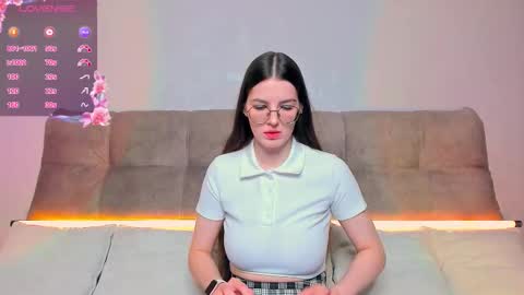 Snapshot of ariellateska chatting on October 21, 2:16 am Ariella online show from October 21, 2:16 am