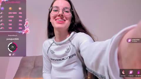 Snapshot of ariellateska chatting on September 20, 4:04 am Ariella online show from September 20, 4:04 am