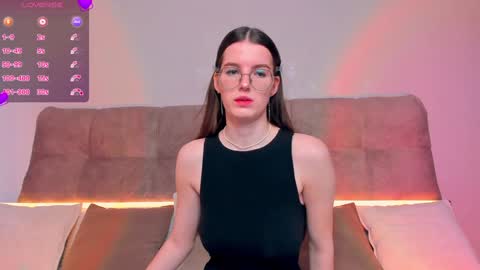 Snapshot of ariellateska chatting on January 15, 7:05 am Ariella online show from January 15, 7:05 am