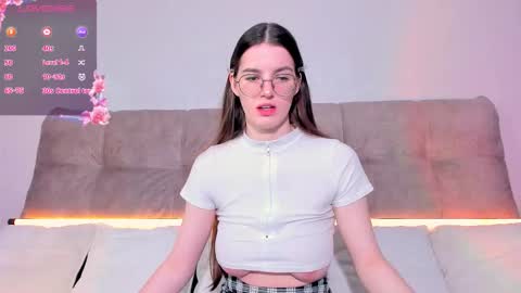 Snapshot of ariellateska chatting on September 10, 4:24 am Ariella online show from September 10, 4:24 am