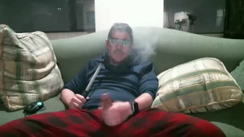 Snapshot of arielsinho chatting on December 30, 4:20 am Anon online show from December 30, 4:20 am