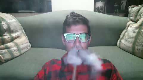 Snapshot of arielsinho chatting on October 5, 6:11 am Anon online show from October 5, 6:11 am