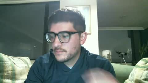 Snapshot of arielsinho chatting on February 17, 1:25 am Anon online show from February 17, 1:25 am