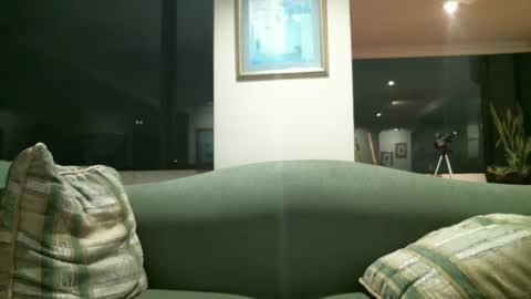 Snapshot of arielsinho chatting on January 9, 1:18 am Anon online show from January 9, 1:18 am
