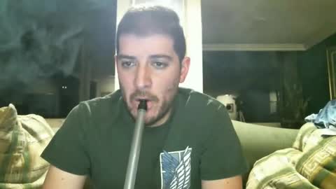 Snapshot of arielsinho chatting on December 19, 4:23 am Anon online show from December 19, 4:23 am