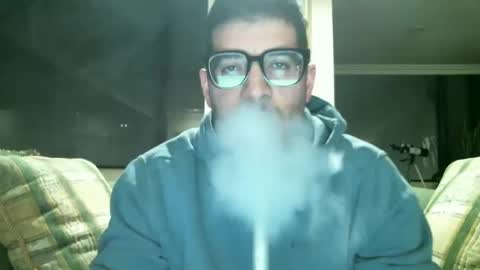 Snapshot of arielsinho chatting on February 18, 3:21 am Anon online show from February 18, 3:21 am