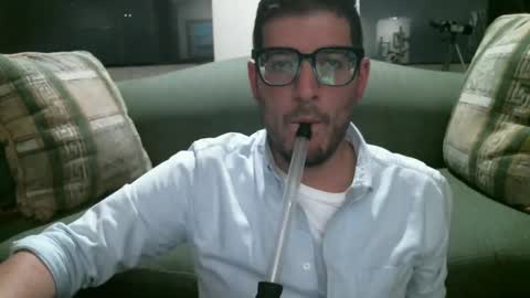 Snapshot of arielsinho chatting on February 20, 3:45 am Anon online show from February 20, 3:45 am
