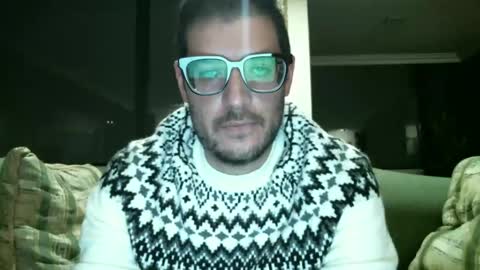 Snapshot of arielsinho chatting on January 1, 4:50 am Anon online show from January 1, 4:50 am