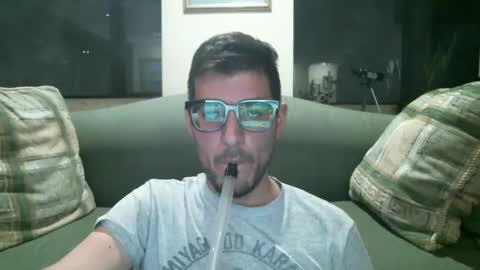 Snapshot of arielsinho chatting on February 15, 6:55 am Anon online show from February 15, 6:55 am