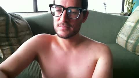Snapshot of arielsinho chatting on January 22, 9:54 pm Anon online show from January 22, 9:54 pm