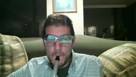 Snapshot of arielsinho chatting on January 12, 5:24 am Anon online show from January 12, 5:24 am