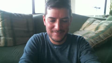 Snapshot of arielsinho chatting on February 24, 10:25 pm Anon online show from February 24, 10:25 pm