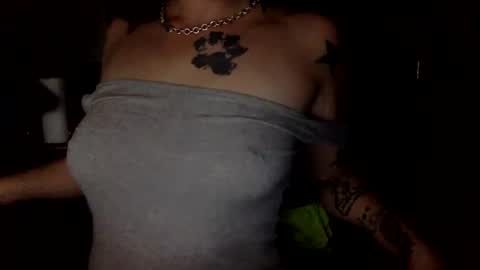 ariel  colin when hes here online show from November 3, 12:44 am