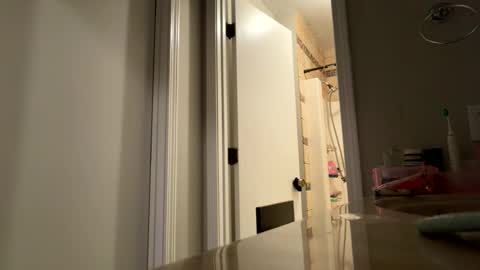 airskiii online show from February 14, 10:51 am