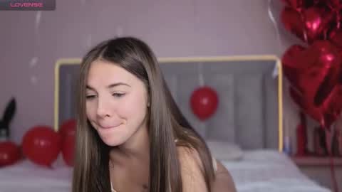 arimilas online show from February 9, 8:40 am