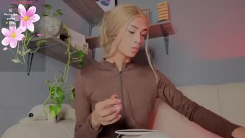 arisunshine77 online show from July 7, 4:25 am