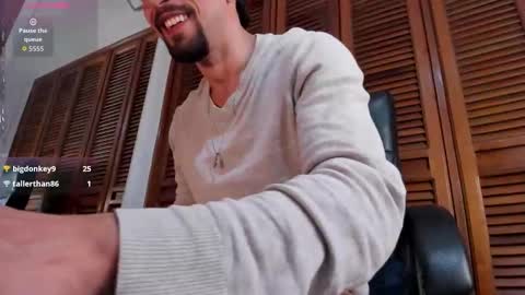 Arley Moren online show from April 21, 6:04 pm